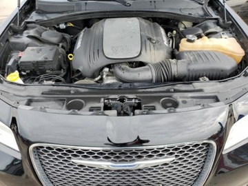 Chrysler 300C II 2015 Chrysler 300C 2015 5.7l 5.7 Benzyna 363KM, zdjęcie 6