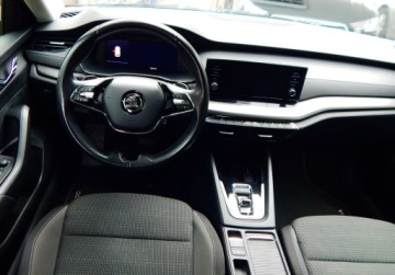 Skoda Octavia IV Kombi 2.0 TDI 115KM 2022 Skoda Octavia IV 2022 kombi 2.0 TDI DSG bezwypadkowy ładny kolor F Vat 23%, zdjęcie 7