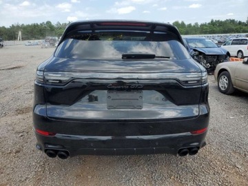 Porsche Cayenne III 2023 Porsche Cayenne 2023 PORSCHE CAYENNE GTS 4.0 Benzyna 500KM, zdjęcie 2