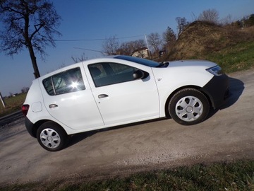 Dacia Sandero II Hatchback 5d Facelifting 1.0 SCe 73KM 2018 DACIA SANDERO 1.2 BENZ, zdjęcie 3