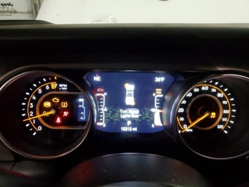 Jeep 2023 Jeep Gladiator 2023r., Sport, od ubezpieczalni 3.6 Benzyna 285KM, zdjęcie 9