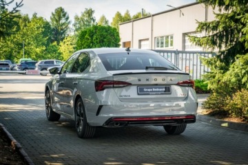 Skoda Octavia IV 2026 Škoda Octavia Skoda Octavia Octavia RS 2.0 TSI, zdjęcie 9