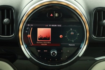 Mini Countryman F60 Crossover 1.5 Plug-in Hybrid 224KM 2020 MINI Countryman Cooper SE ALL4, Salon Polska, zdjęcie 8