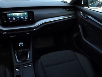 Skoda Octavia III Liftback Facelifting 1.5 TSI ACT 150KM 2020 Skoda Octavia 1.5 TSI, Salon Polska, Serwis ASO, zdjęcie 7