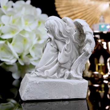 ANIOŁEK ŚPIĄCY dekoracja UPOMINEK prezent figurka gipsowa KOMUNIA szary