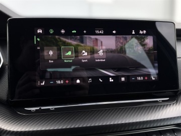 Skoda Octavia IV Liftback 1.5 TSI EVO 150KM 2025 Skoda Octavia 1.5TSI 150KM Sportline DSG | Pakiet, zdjęcie 24