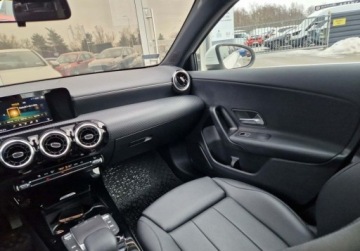 Mercedes Klasa A W177/V177 2021 Mercedes-Benz Klasa A Salon PL Bezwypadkowy ASO FV Marza 1.3 Benzyna, zdjęcie 16