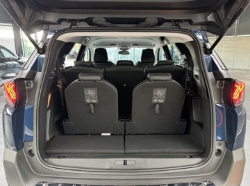 Peugeot 5008 II Crossover Facelifting 1.2 PureTech 130KM 2022 Peugeot 5008 Allure Pack 7 osobowy Kamera Nawigacja CarPlayAndroid LED, zdjęcie 13