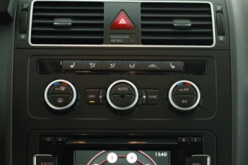 Volkswagen Touran II 2.0 TDI 140KM 2012 VW Touran 2.0 TDI, DSG, Navi, Xenon, Klima, zdjęcie 9