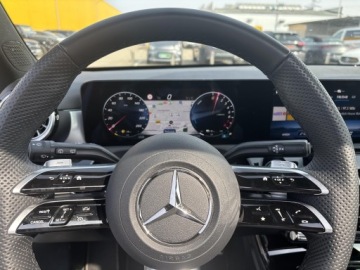 Mercedes Klasa A W177/V177 2025 Mercedes-Benz A 250 Hybryda / AMG Line/ Panorama/, zdjęcie 15