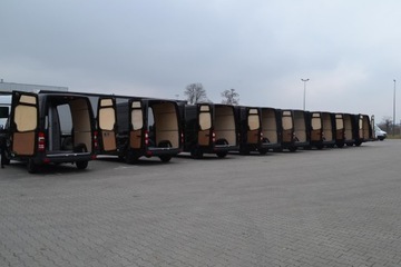 MB Sprinter L1H1 с деревянным кузовом