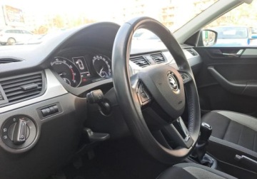 Skoda Rapid II Liftback Facelifting 1.0 TSI 110KM 2017 Skoda RAPID 1.0 TSI 110KM Salon PL ASO Benzyna 110KM, zdjęcie 12