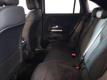 Mercedes GLA II Off-roader Facelifting 1.3 200 163KM 2025 MERCEDES-BENZ GLA 200 AMG Line Suv 1.3 (163KM) 2025, zdjęcie 17