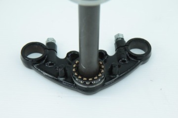 НИЖНЯЯ ПОЛКА YAMAHA YBR 125 09-15
