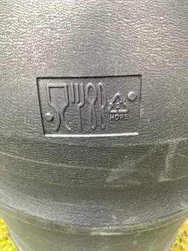 Бочка 200-220л с краном, едой, водой.