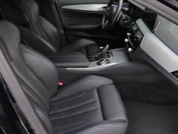 BMW Seria 5 G30-G31 Limuzyna 520d 190KM 2020 BMW 5 520d xDrive, Salon Polska, Serwis ASO, zdjęcie 8