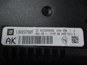 DISPLEJ OPEL INSIGNIA 13223792F