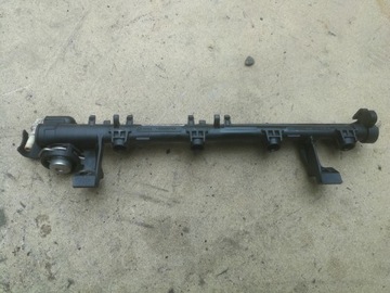 FORD FOCUS MK2 LISTWA WTRYSKOWA 1,6 16V LIFT