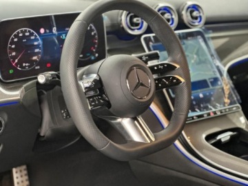Mercedes CLE Coupe 2.0 300 258KM 2026 300 4M Pakiet AMG Advanced Plus + Pakiet Night + Kamera cofania, zdjęcie 4