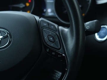 Toyota C-HR I Crossover Facelifting 1.8 Hybrid 122KM 2022 Toyota C-HR 1.8 Hybrid, Serwis ASO, Automat, zdjęcie 19