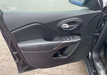 Jeep Cherokee V Terenowy Facelifting 2.0 L4 GME 270KM 2020 Jeep Cherokee 2020 Jeep Cherokee, Limited 4X4 - W POLSCE, po oplatach i ak, zdjęcie 9