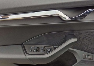 Skoda Octavia IV Kombi Plug-in 1.4 TSI iV Plug-In Hybrid 204KM 2021 Skoda Octavia 1.4iV PHEV 204KM Style DSG Kessy Virtual Podgrz.szybafotele, zdjęcie 14