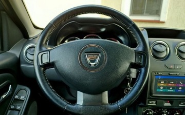Dacia Duster I SUV Facelifting 1.2 TCe (Euro 6) 125KM 2016 Dacia Duster Filmik VIDEO Nawigacja Czujniki Parkowania Tempomat Komputer, zdjęcie 6