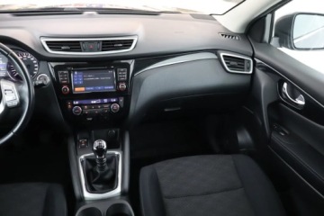 Nissan Qashqai II Crossover 1.6 DIG-T 163KM 2015 Nissan Qashqai 1.6 DIG-T, Salon Polska, zdjęcie 7
