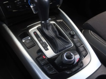 Audi Q5 I SUV 2.0 TFSI 211KM 2011 Audi Q5 2.0 TFSI, Salon Polska, Serwis ASO, 4X4, zdjęcie 16