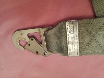 старые авиационные ремни безопасности DAVIES AIRCRAFT BOHEMIA с пряжкой и крючком