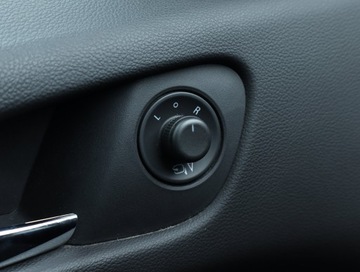 Opel Zafira C Tourer Facelifting 1.6 CDTI 120KM 2017 Opel Zafira Tourer 1.6 CDTI, Serwis ASO, 7 miejsc, zdjęcie 20