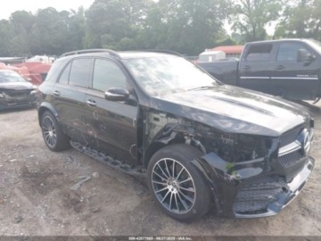 Mercedes GLE V167 2023 Mercedes-Benz GLE 2023 r., 2,0L GLE 450 4MATIC 2.0 Benzyna 362KM, zdjęcie 9