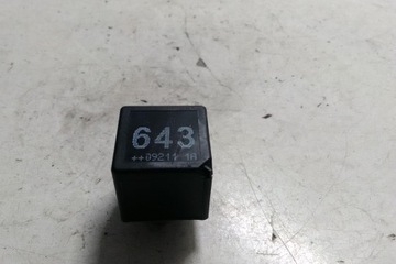 RELÉ VW GOLF VI (5K1) 8K0951253 1.6L DIESEL 77KW 2009