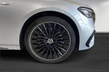 Mercedes Klasa E W214 Sedan Plug-In 2.0 300de 313KM 2025 Mercedes-Benz Klasa E 300 DE 2025 2.0 Hybryda Plug-in 313KM, zdjęcie 5