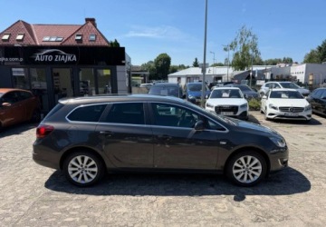 Opel Astra J Sports Tourer Facelifting 2.0 CDTI ECOTEC 165KM 2014 Opel Astra gwarancja 12 miesiecy 2.0 Diesel 165KM, zdjęcie 1
