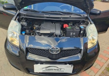 Toyota Yaris II Hatchback 5d 1.0 VVT-i 69KM 2010 Toyota Yaris ZADBANA Brak Korozji Klima Elektryka Gwarancja Benzyna, zdjęcie 27