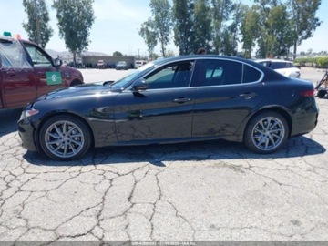 Alfa Romeo Giulia II Sedan 2.0 TBi 280KM 2017 Alfa Romeo Giulia 2017 2.0l 2.0 Benzyna 280KM, zdjęcie 2