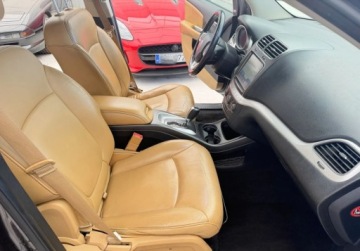 Fiat Freemont 2.0 Multijet II 16v 170KM 2015 Fiat Freemont 4x4 Freemont 2.0 D 170 KM 2015r - 7 osob Warszawa 2.0, zdjęcie 6