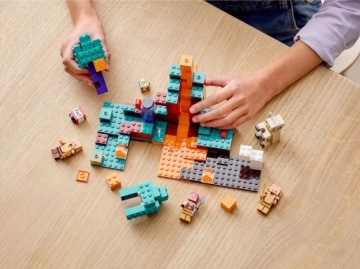 LEGO Minecraft 21168 Искаженный лес