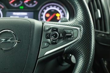 Opel Insignia I Sports Tourer Facelifting 2.0 CDTI BiTurbo ECOTEC 195KM 2015 Opel Insignia 2.0 BiTurbo CDTI, Salon Polska, zdjęcie 15