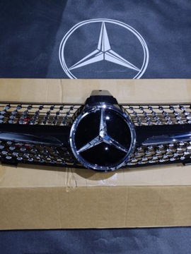 MERCEDES CLS Grill W219 DIAMOND CZARNA ATRAPA 05{