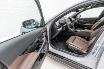BMW Seria 5 G90-91 2025 BMW Seria 5 Duzy Rabat Kamera cofania Ogrzewanie foteli i kierownicy, zdjęcie 20