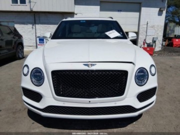 Bentley Bentayga 2019 Bentley Bentayga V8 2019 4.0 Benzyna 542KM, zdjęcie 7
