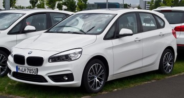 BMW F45 18R LIŠTA ZHRNUJÍCÍ LEVÝ PŘEDNÍ 7326139