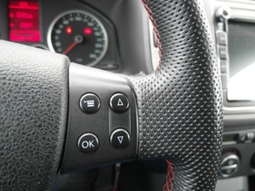 Volkswagen Tiguan I SUV 2.0 TDI CR DPF 140KM 2008 Volkswagen Tiguan Webasto 4x4 Nawigacja Bi-Xenon Klimatronik 2.0 Diesel, zdjęcie 23