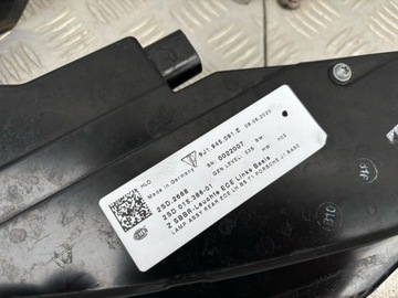 PORSCHE TAYCAN 4S SVĚTLO ZADNÍ LEVÝ PRAVÁ EU. IDEÁLNÍ