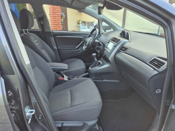 Toyota Verso Minivan Facelifting 1.8 Valvematic 147KM 2016 Toyota Verso 1.8 Benz Zadbany 1.8 Benzyna 147KM, zdjęcie 13