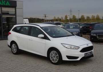 Ford Focus III Kombi Facelifting 1.0 EcoBoost 100KM 2015 Ford Focus 1.0BENZ Bezwypoadkowy Oplacony Super Stan Benzyna 100KM, zdjęcie 1