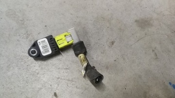 Czujnik uderzeniowy przód 89173-02080 Toyota Avensis t27 Auris corolla 13-