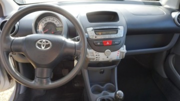 Toyota Aygo I Hatchback 3d 1.0 VVT-i 68KM 2010 Toyota Aygo super stan. Gwarancja. Polecam!!!, zdjęcie 9